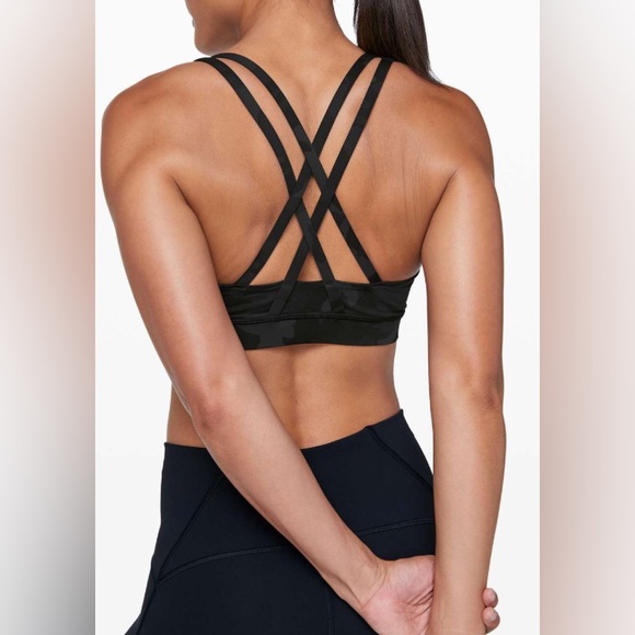 Lululemon Energy Bra
Incognito Camo Multi Grey EUC - Picture 5 of 8